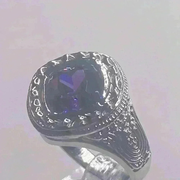 AMETHYST SIMULATED SET IN STERLING SILVER - Picture 7 of 7